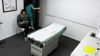 Doctor uses his penis to cure patient and nurse - drtuber.com