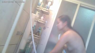 Japanese beautiful wife in shower voyeur - voyeurhit.com - Japan