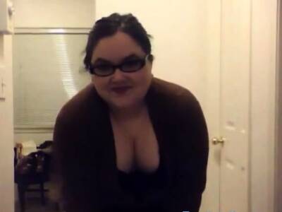 BBW ChubolateChip does striptease - drtuber.com