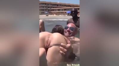 Dude Just Getting Blowed In The Ocean - hclips.com