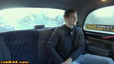 Cute euro cabbie pussyeaten before sideways sex on backseat - txxx.com - Russia