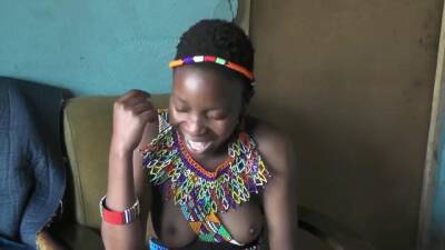 Topless African girls - sunporno.com