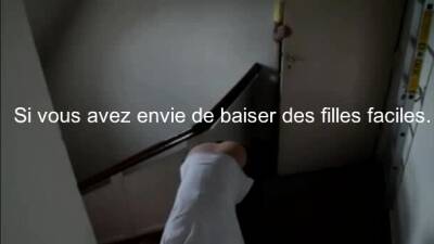 Baise dangereuse amateur dans les escaliers - drtuber.com - France