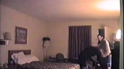 girl uses stranger in motel - drtuber.com