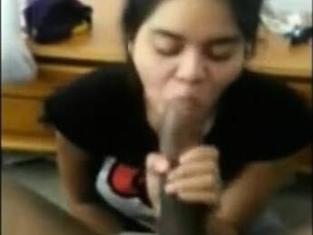 Asian girl milks black dick - icpvid.com - Brazil