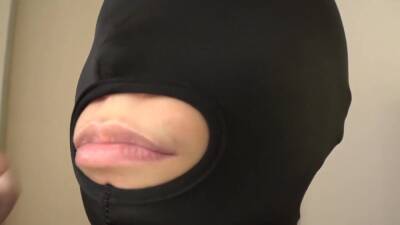 ド変態むちむち巨乳の芸能人が顔を隠して肉棒ジュポフェラ - txxx.com - Japan