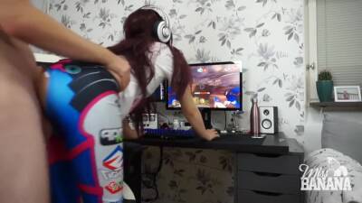 Gamer Girl - Gamer Girl Creampie Porn Video - hclips.com