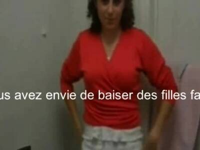 Ma maitresse me fait une video perso dans ses toilettes - drtuber.com - France