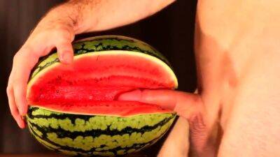 water melon cum - fucking a melon and cumming - drtuber.com