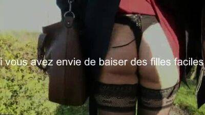 Cette serveuse Parisienne baise en levrette en foret - drtuber.com - France