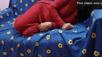 सौतेली माँ को दर्दनाक चोदा जब वो सो रही थी Xxx Indian Stepmom साफ हिंदी आवाज में 12 Min - upornia.com - India