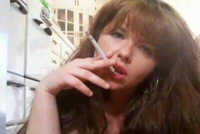 Compilation Mature Smoking 120s - upornia.com