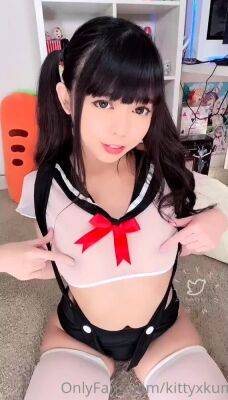 Adorable Japanese teen Izumi Koizumis pussy toyed until - drtuber.com - Japan