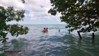 Amazing Sex In The Blue Lagoon - upornia.com