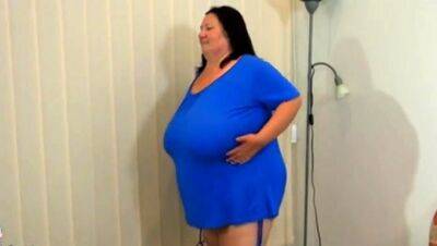 SSBBW Fisting - drtuber.com