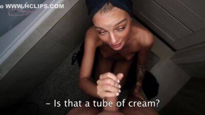 Deep Blowjob After Shower And Sperm Instead Of Cream - hclips.com