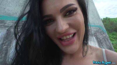 Honey - POV blowjob and outdoor sex with Honey Damon for money - sunporno.com