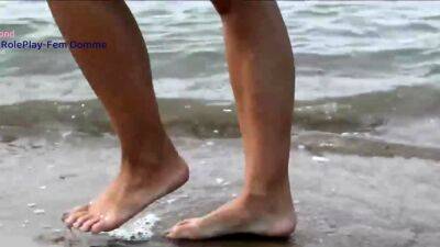 Foot Obsession walking in the sea - drtuber.com