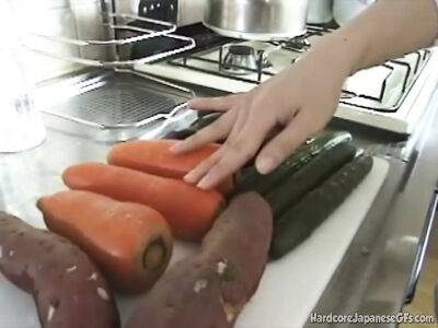 Japanese Babe insert Carrot on her hairy pussy masturbating - sunporno.com - Japan