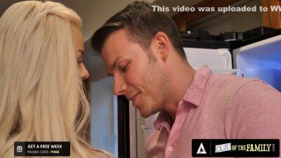 Elsa Jean - Codey Steele - Featuring And Codey Steeles Stepdaugther Video - upornia.com