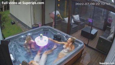 Ipcam German Nudist Family Enjoys The Jacuzzi - hclips.com - Germany