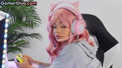 Ebony gaming bae with pink hair fucked in throat and twat - txxx.com