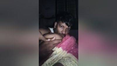 Indian Wife Big Tits Boobs - 18 Years - desi-porntube.com - India