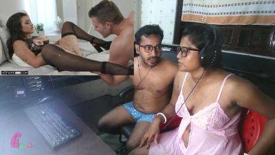 हद म परन रवय - Indian Desi Hot Wife Reactions Watching Porn - videomanysex.com - India