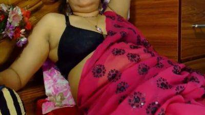 Indian Sexy Bitches - desi-porntube.com - India