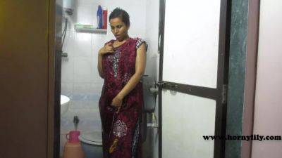 Indian College 18 Year Old Big Ass Babe In Bathroom Taking Shower - hclips.com - India