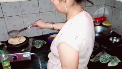 Puja Cooking Romantic Video - desi-porntube.com - India