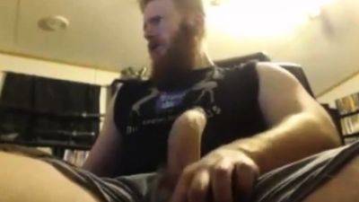 Big Dick Ginger Shoots Out A Massive Load - drtuber.com