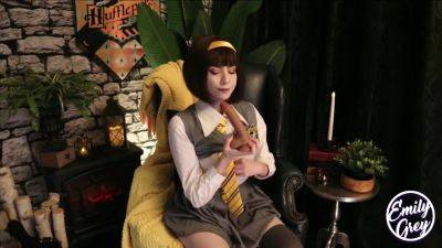 Emily Grey - Emily Grey In Hufflepuff Ho - hclips.com