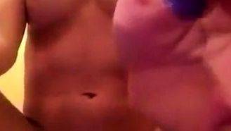 Busty Babe masturbates her pussy close up - drtuber.com