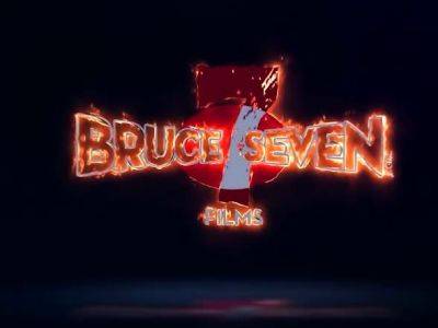 Bruce VII (Vii) - BRUCE SEVEN - Hot Girls and ButtSlamming....YUM - drtuber.com