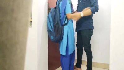 Real School Girl Ne Teacher Ke Sath Viral Mms - hclips.com - India