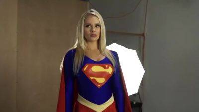 Alexis Monroe And Super Girl In Super Addict - Cosplay Lesbian Sex - upornia.com