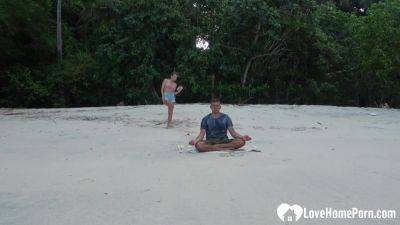 Meditation on the beach ended with a blowjob - txxx.com