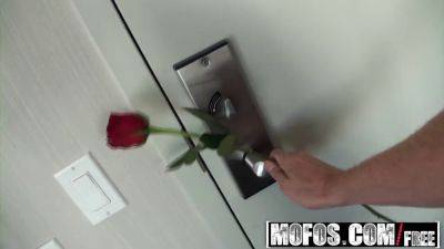 Jenna J.Ross - Jenn's Valentine's Anal Surprise: Mofos goes wild with Jenn's blowjob skills in HD - sexu.com