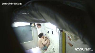 Hackers use the camera to remote monitoring of a lover's home life.602 - hclips.com - China