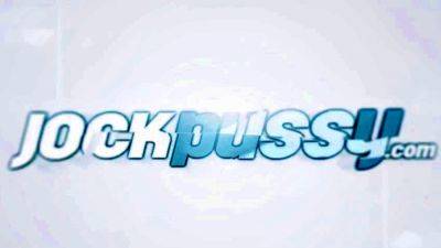 JockPussy Silver Steele tastes Luke Hudons pussy juices - drtuber.com