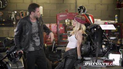 Biker Girl Sodomy Sex - videooxxx.com