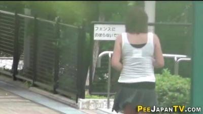 Asian Babe Gushes Urine - upornia.com - Japan