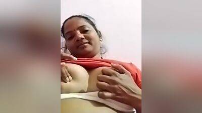 Desi Bhabhi Boobs Press - desi-porntube.com - India