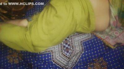 Step Sister Ki Saaf Phuddi Phari Indian Sex Xvideo - hclips.com - India