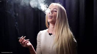 kat smoking - sunporno.com