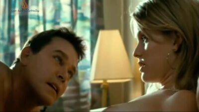 Alice - Alice Eve - Crossing Over 2009 - videomanysex.com - Britain