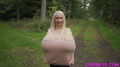 Blonde Is Flashing Her Big Boobs In The Outdoors - upornia.com