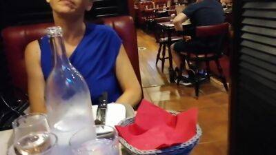 Couple Amateur - Soiree Exhib Au Resto Qui Fini Sur Table De La Cuisine Et Ejac Dans Sa Culotte ! - upornia.com