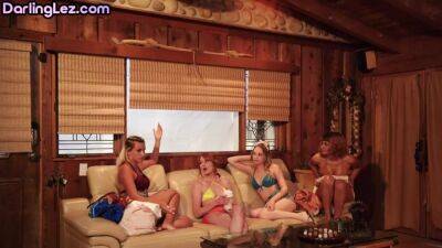 Petite lesbian orgy with sweet insatiable babes - hotmovs.com